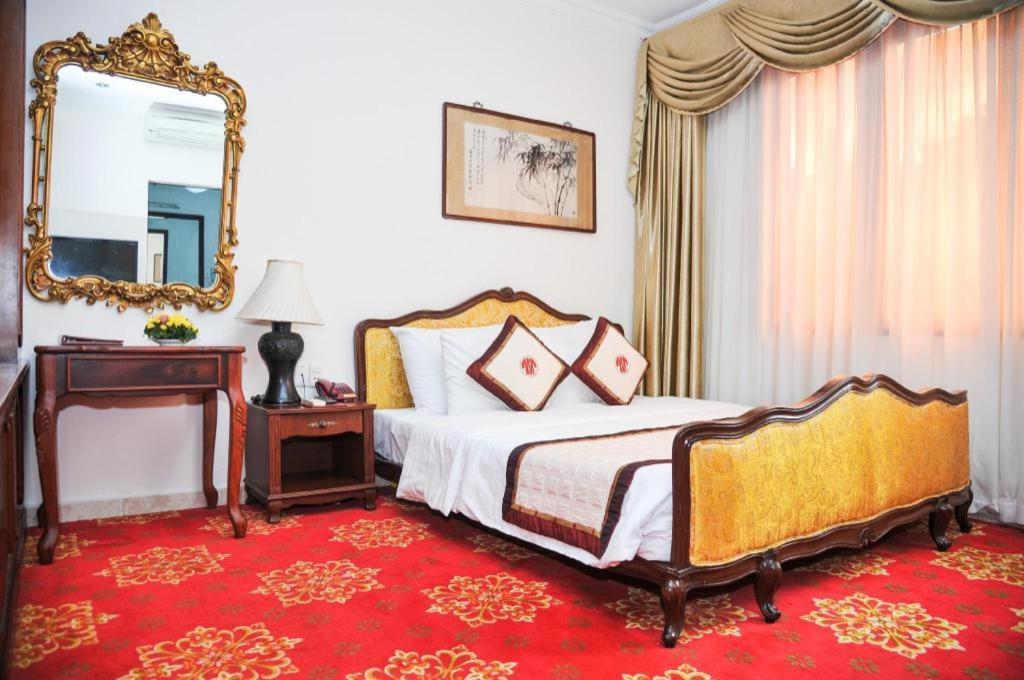 Tan Son Nhat Hotel