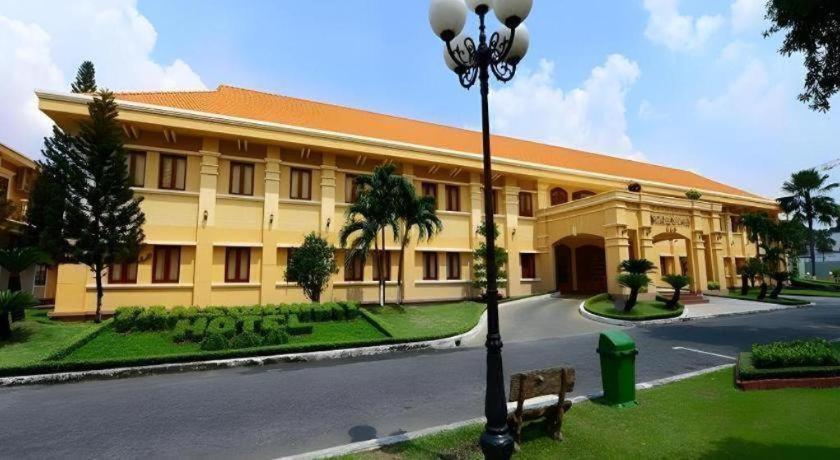 Tan Son Nhat 3* Hô Chi Minh-Ville
