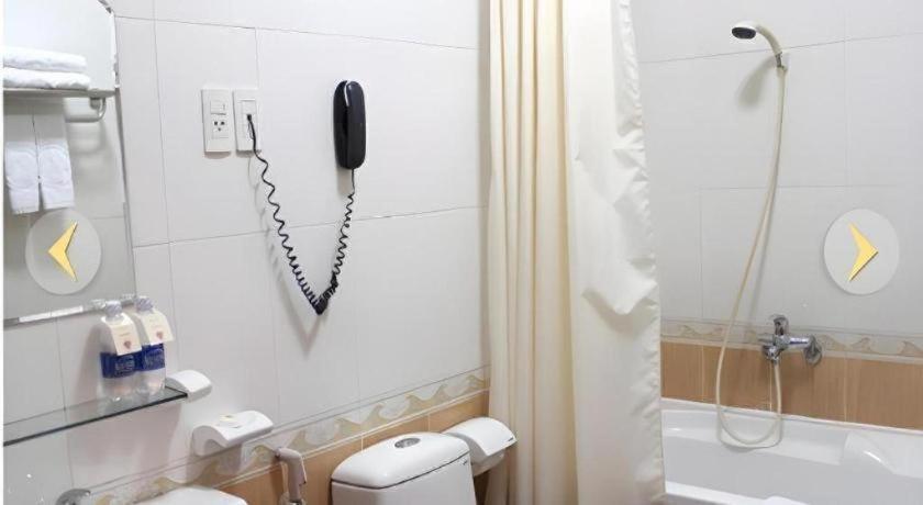 Hotel Tan Son Nhat 3*
